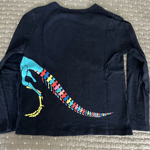 Boys long sleeve. Size 6. Great condition. - Picture 7 of 9